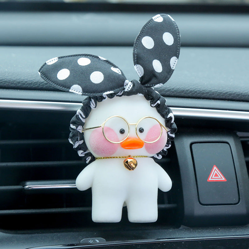 figurine kawaii voiture