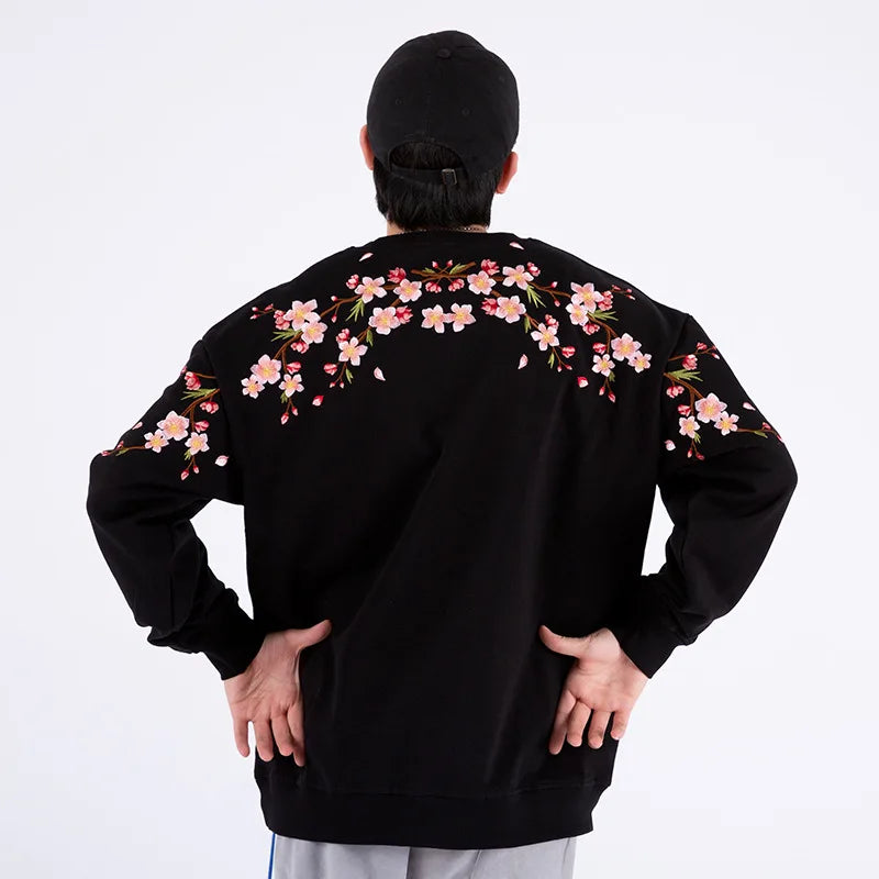 Pull Fleurs Sakura Brodées Noir