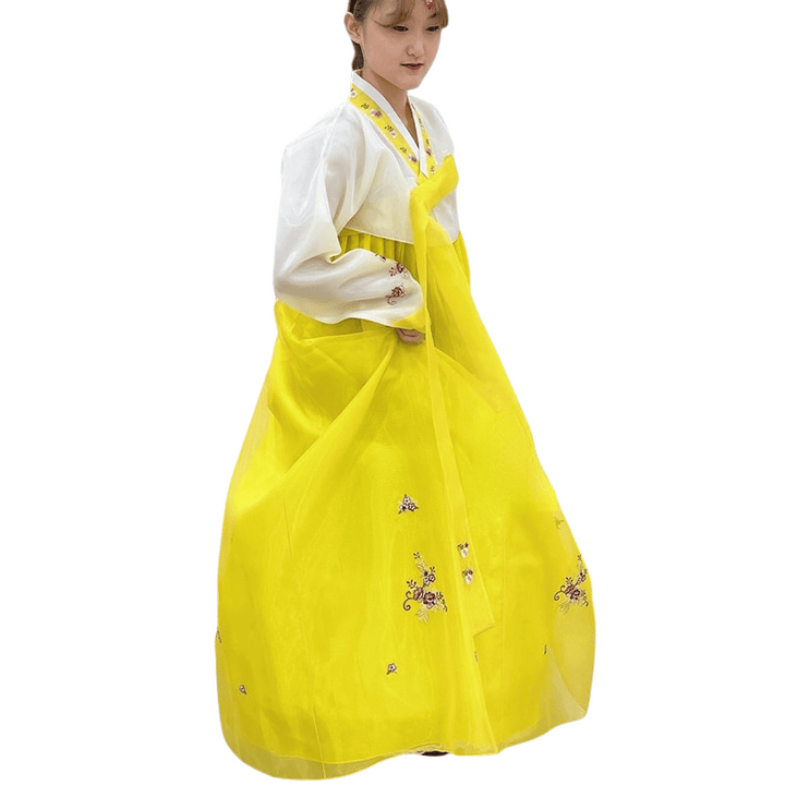 Hanbok Jaune et Blanc